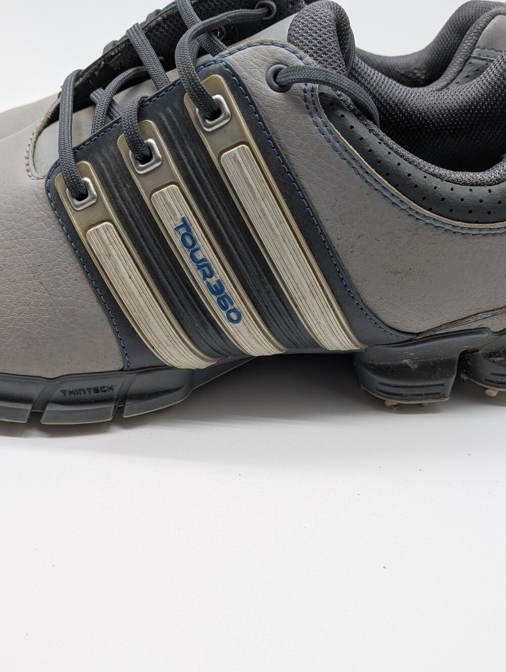 adidas Men's Gray and Black Athletic Golf Shoes - Picture 5 of 7